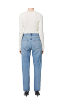 Load image into Gallery viewer, 90s Pinch Waist Jean in Harmonic Wash - Kirk and VessAgolde
