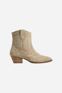 Eagle Rock Suede Boot in Beige - Kirk and VessSeychelles