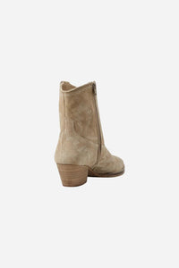 Eagle Rock Suede Boot in Beige - Kirk and VessSeychelles