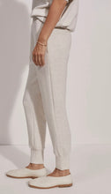Load image into Gallery viewer, Varley Slim Cuff Pants 25&quot; IVORY MARL
